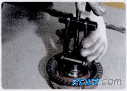 更换轮毂轴承步骤方法及安装轴承事项