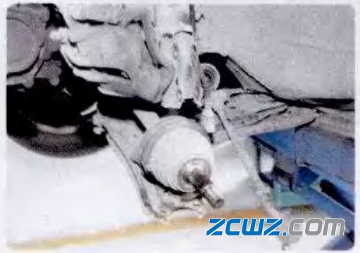 更换轮毂轴承步骤方法及安装轴承事项